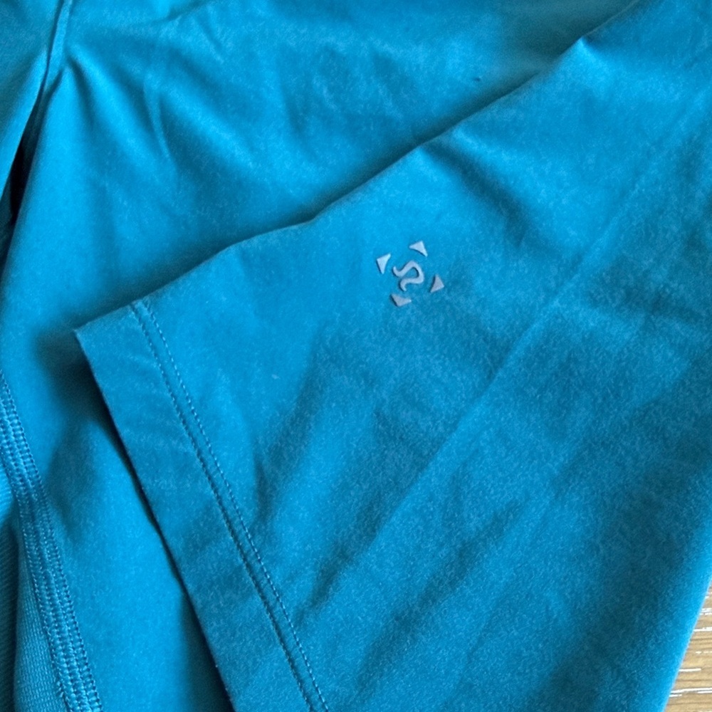 Lululemon T.H.E. Shorts 9" Athletic Shorts - Picture 5 of 9